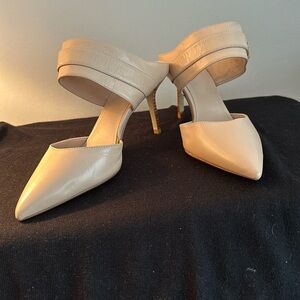 New 14th & Union tan shoes. Size 7.5. Leather uppers.